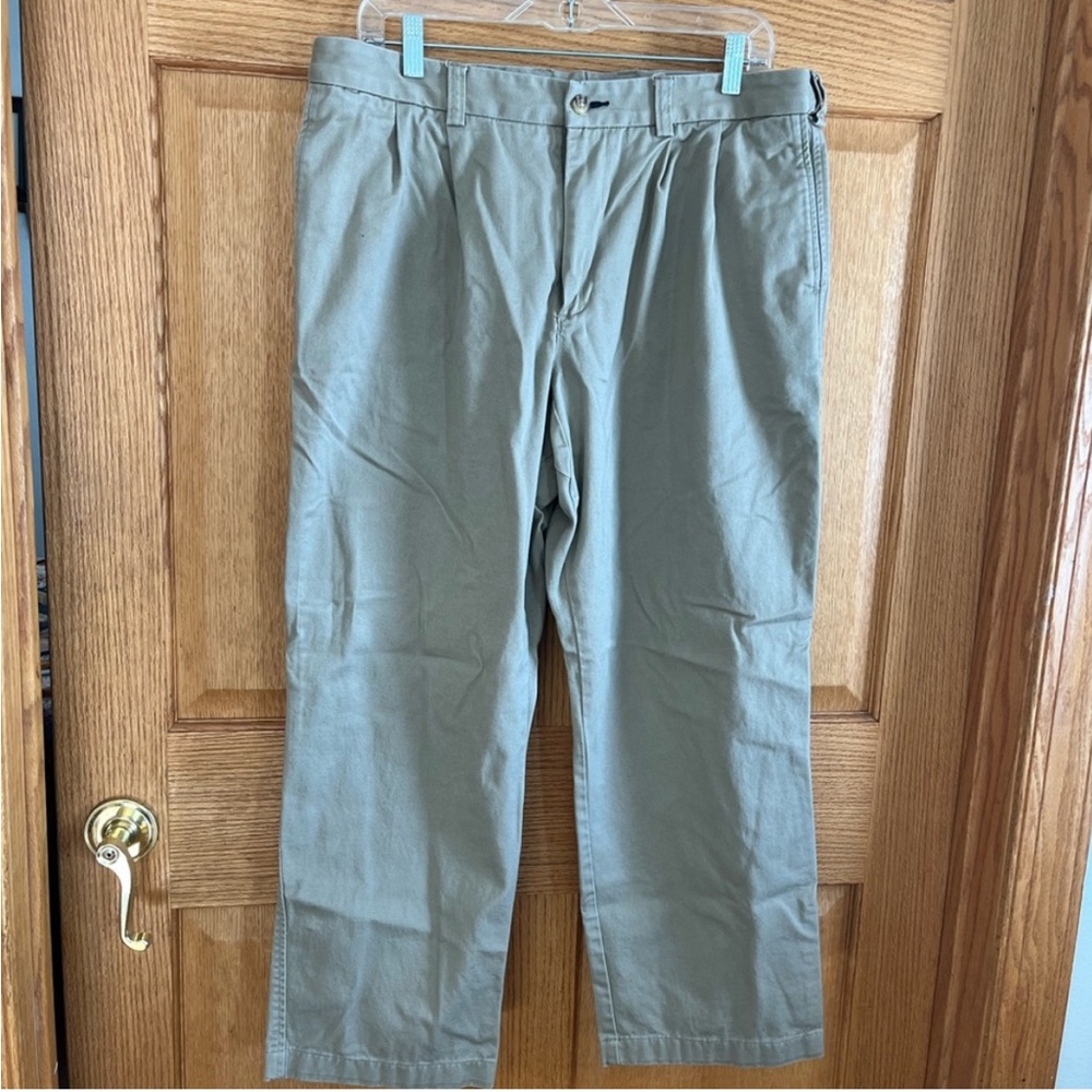 Duluth Trading company tan pants 36x28. Great condition.